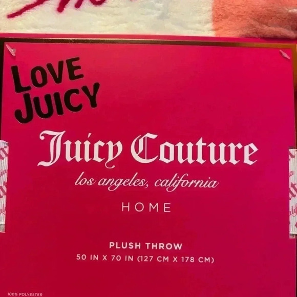 Juicy Couture Home Peaches Soft Cozy Fluffy Warm Lounge Plush Throw Blanket NWT - Picture 5 of 6